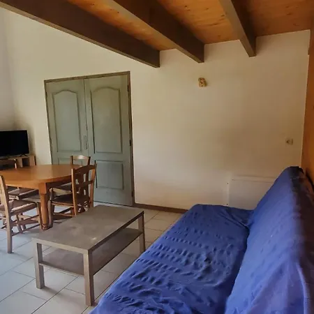 بيت للعطل De Bourserois